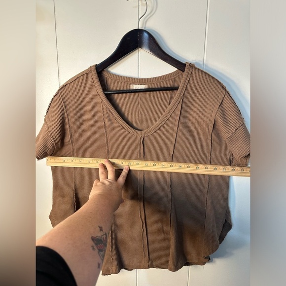 Altar’d State Women’s Brown Deconstructed Brown Shirt Size Large - Picture 8 of 10
